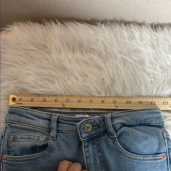 Women's Blue Jeans - Picture 7 of 9